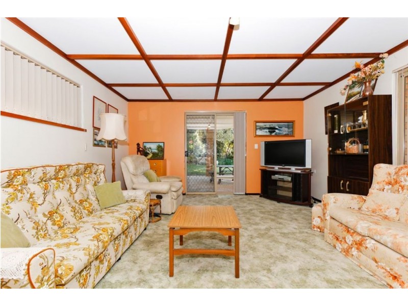 23 Duchart Way, Coogee WA 6166