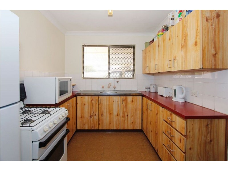 7 Helena Place, Hamilton Hill WA 6163