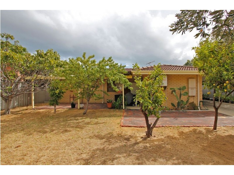 7 Helena Place, Hamilton Hill WA 6163