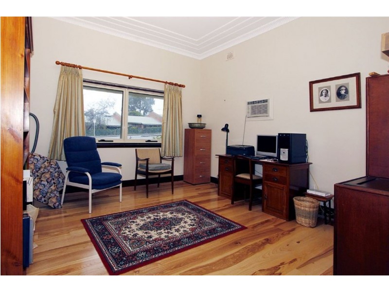 194 Carrington Street, Hilton WA 6163