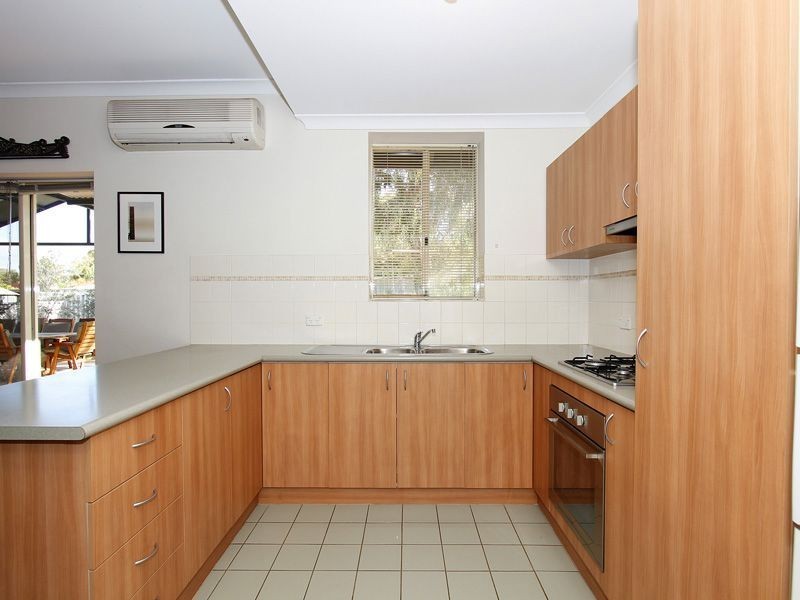 3 Gonzalo Place, Coolbellup WA 6163