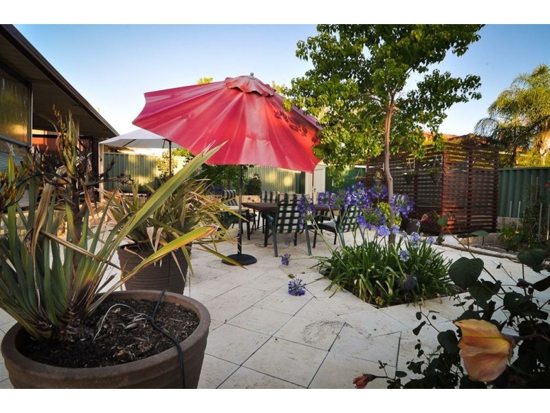 17 Cordelia Avenue, Coolbellup WA 6163