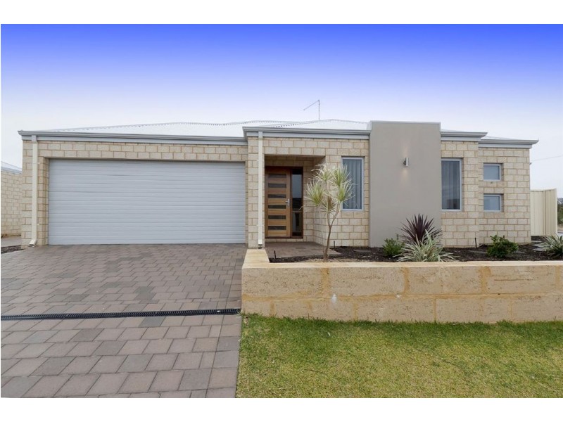 5/2 Minori Gardens, Yangebup WA 6164