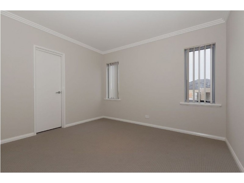 5/2 Minori Gardens, Yangebup WA 6164