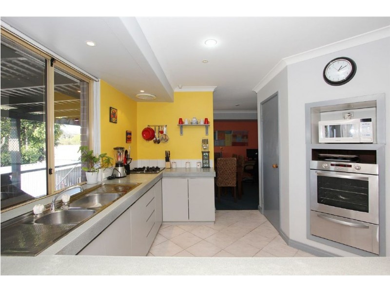 8 Allis Heights, Yangebup WA 6164