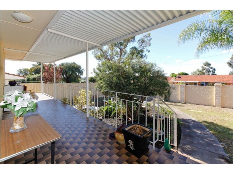 83 Rome Road, Melville WA 6156