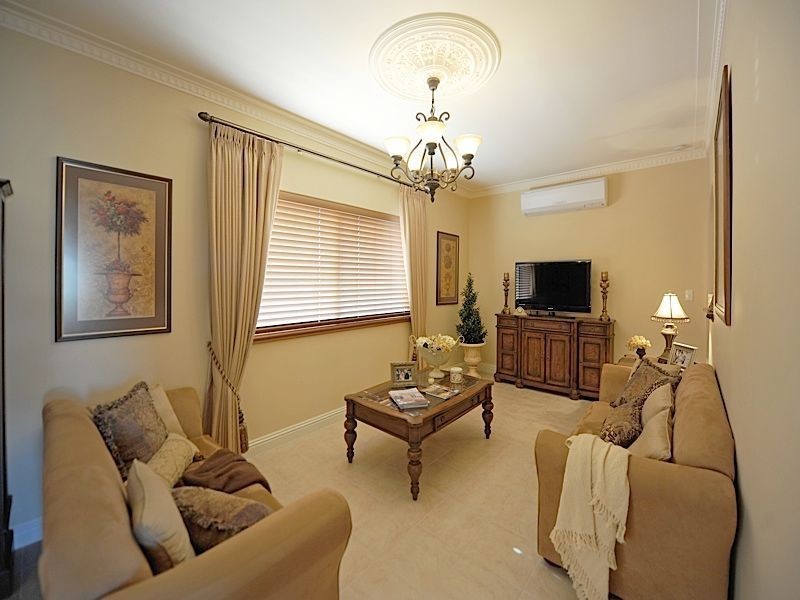 18 Michael Street, Beaconsfield WA 6162