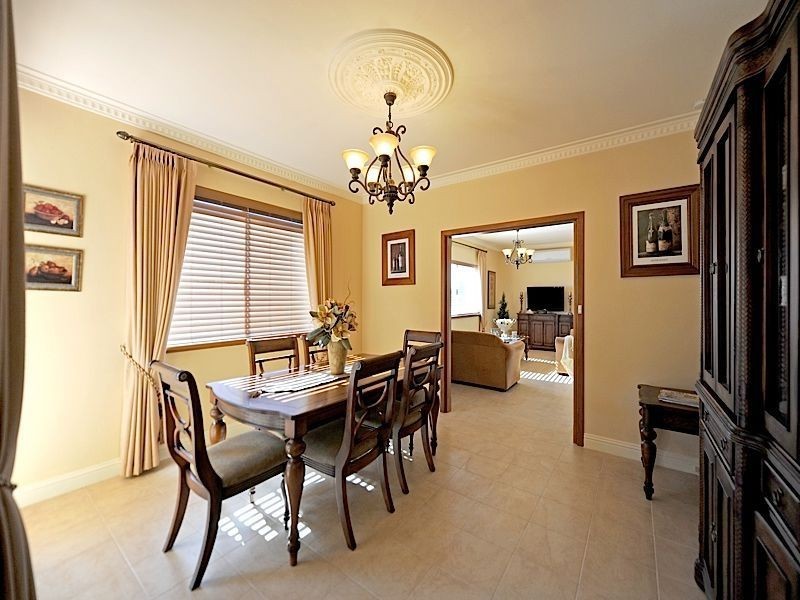 18 Michael Street, Beaconsfield WA 6162