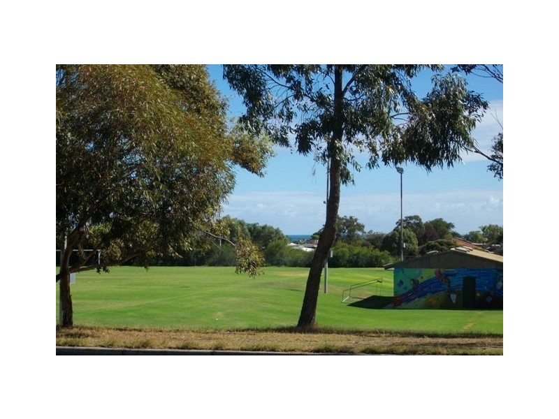 262 Carrington Street, Hilton WA 6163