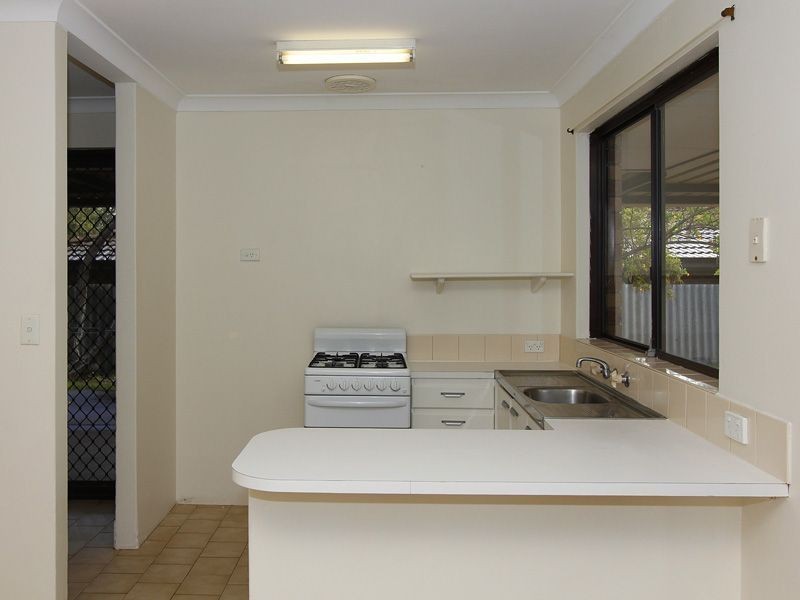 13 Prout Way, Bibra Lake WA 6163