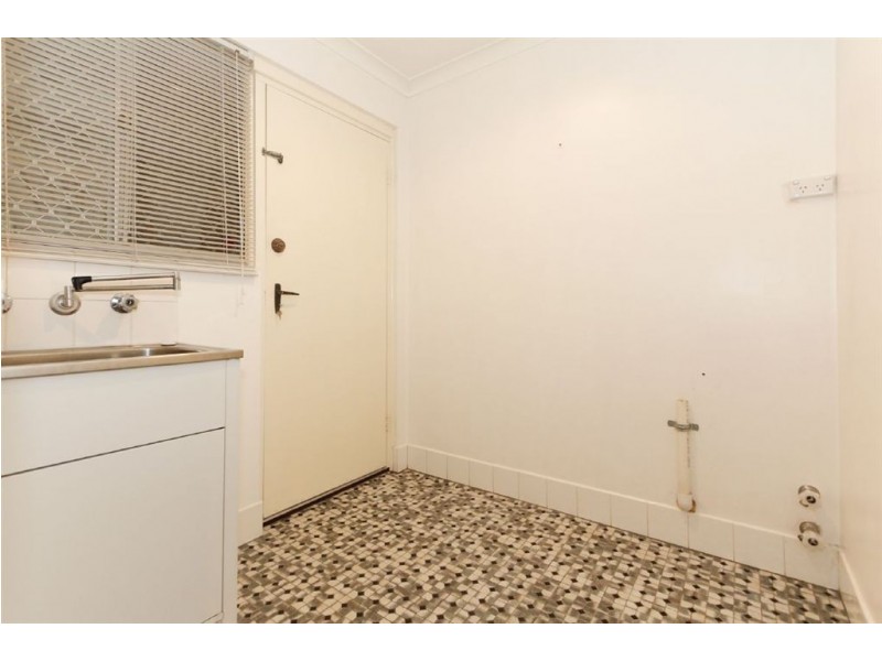 b/6 Malacari Court, Hamilton Hill WA 6163