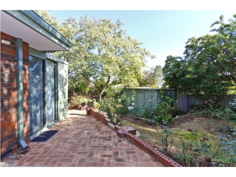 b/6 Malacari Court, Hamilton Hill WA 6163