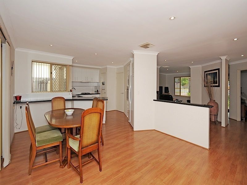 86 Reynolds Road, Mount Pleasant WA 6153