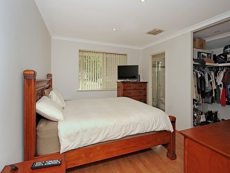86 Reynolds Road, Mount Pleasant WA 6153
