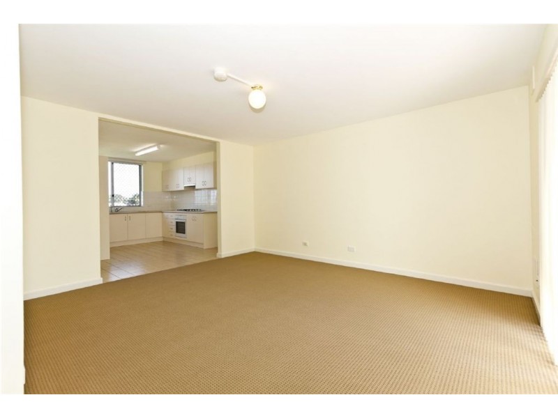 2/2 Watterton Place, Hamilton Hill WA 6163