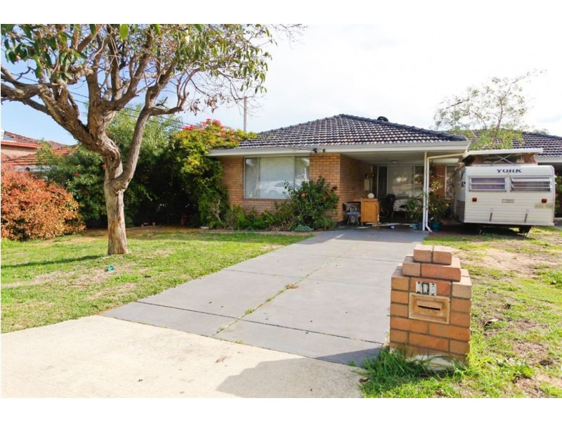 11 Clara Road, Hamilton Hill WA 6163