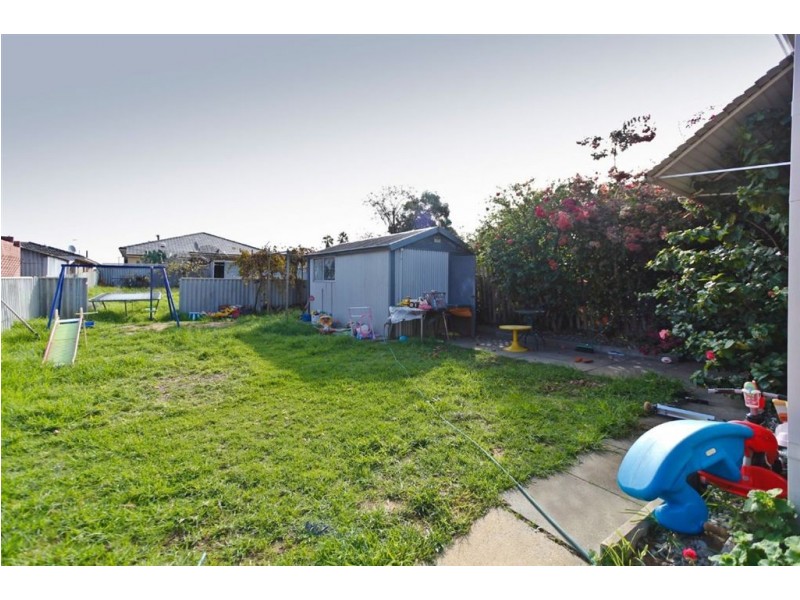 11 Clara Road, Hamilton Hill WA 6163