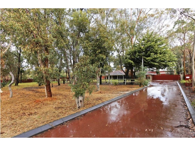129 Lorimer Road, Munster WA 6166