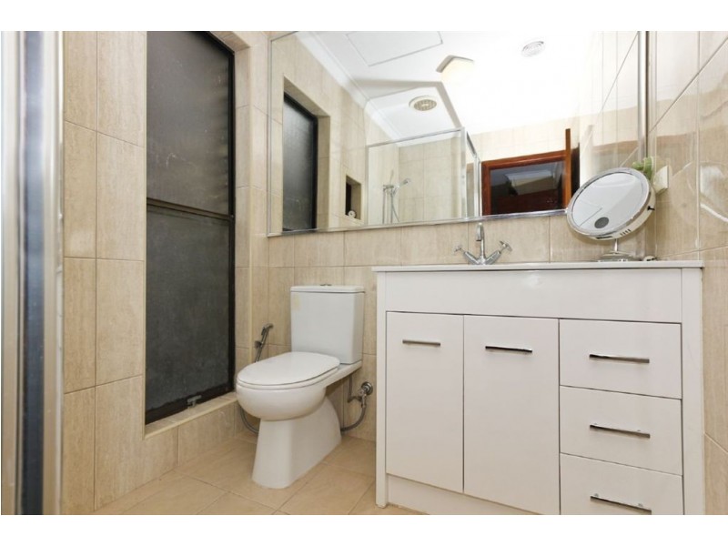 129 Lorimer Road, Munster WA 6166