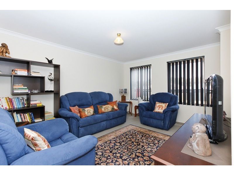 6 Stratford Road, Bertram WA 6167