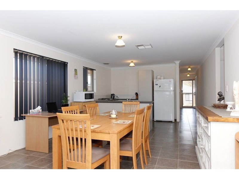 6 Stratford Road, Bertram WA 6167