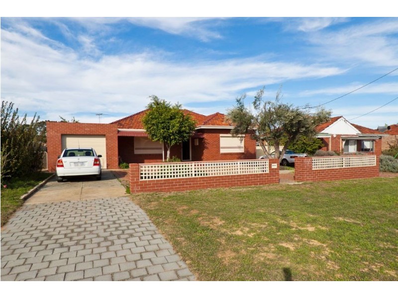 20 Ivermey, Hamilton Hill WA 6163