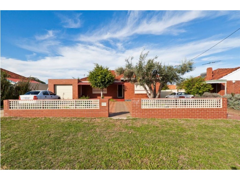 20 Ivermey, Hamilton Hill WA 6163