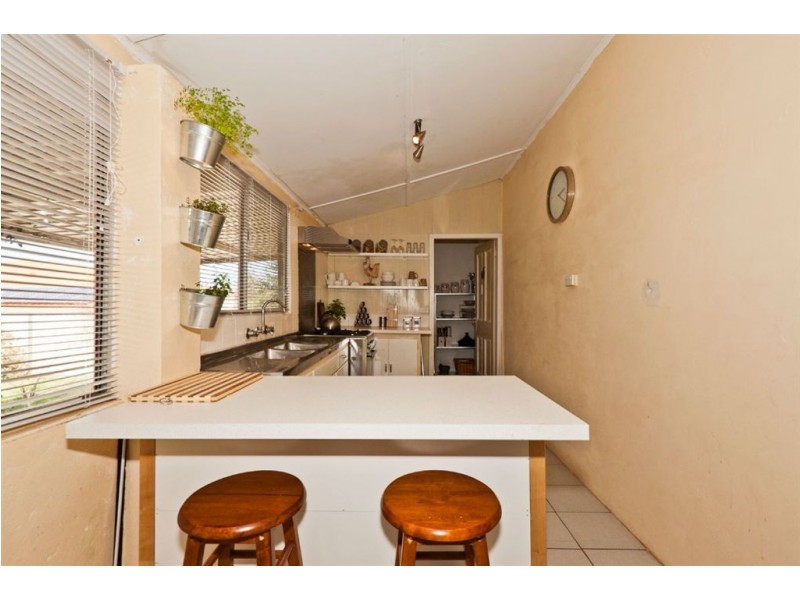 20 Ivermey, Hamilton Hill WA 6163