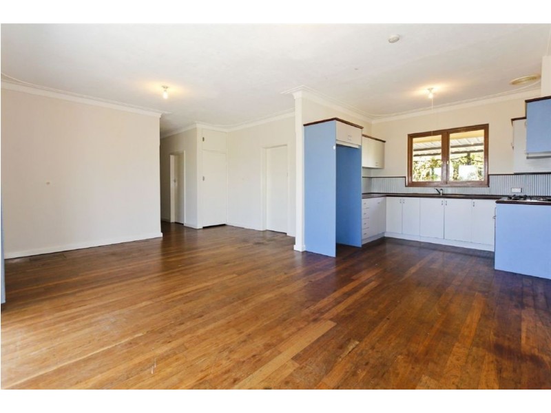 3 Edeline Street, Spearwood WA 6163