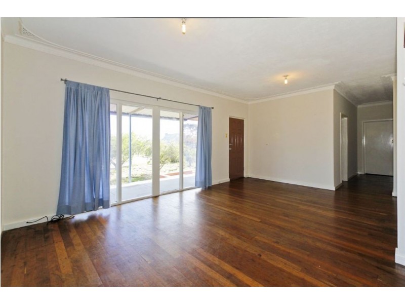 3 Edeline Street, Spearwood WA 6163