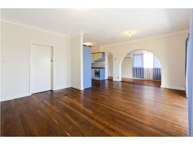 3 Edeline Street, Spearwood WA 6163