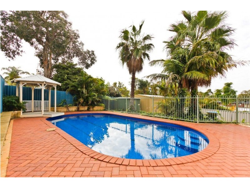 18 Benedick Road, Coolbellup WA 6163
