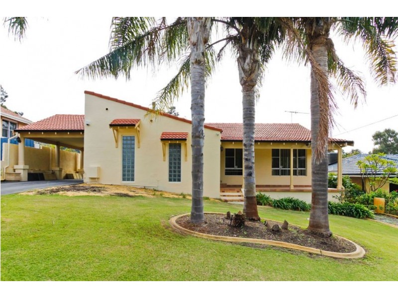 18 Benedick Road, Coolbellup WA 6163