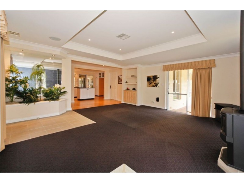 18 Benedick Road, Coolbellup WA 6163