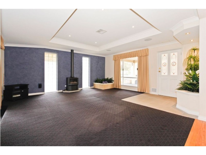 18 Benedick Road, Coolbellup WA 6163