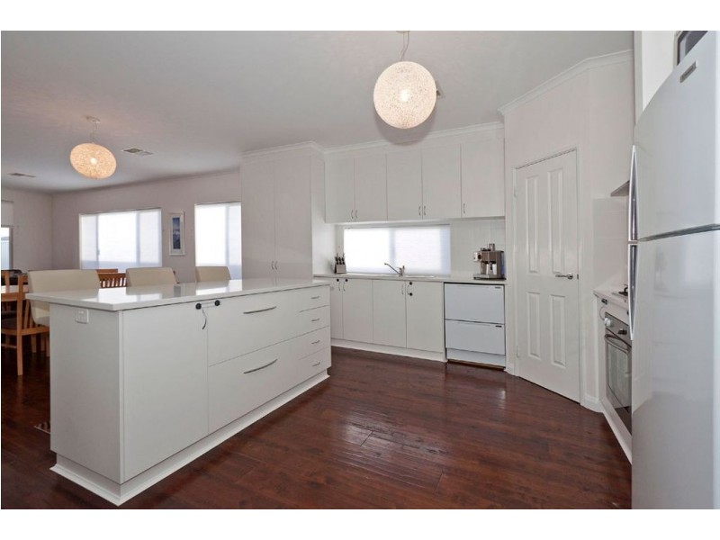 137a Clontarf Road, Hamilton Hill WA 6163