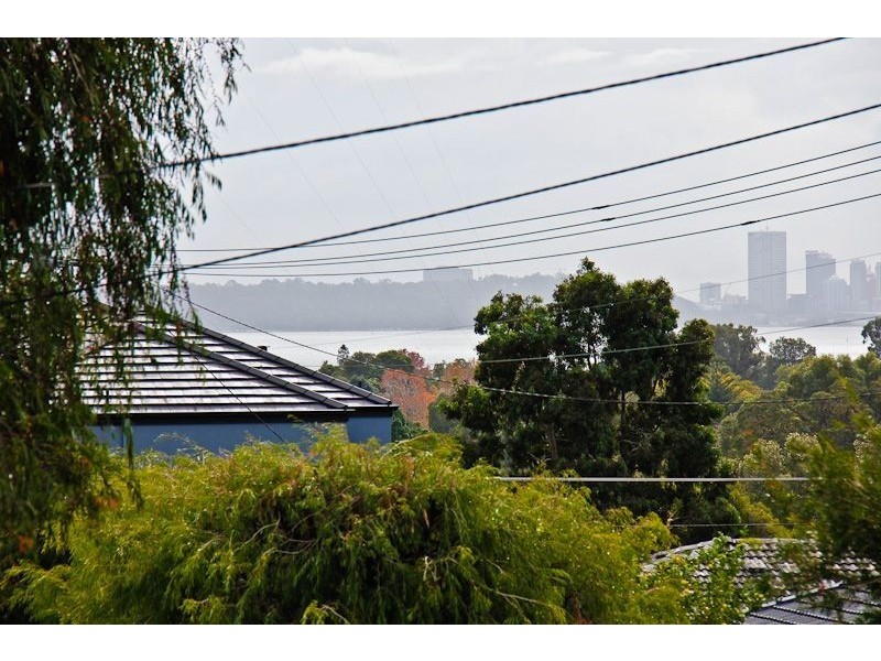 83 Rome Road, Melville WA 6156