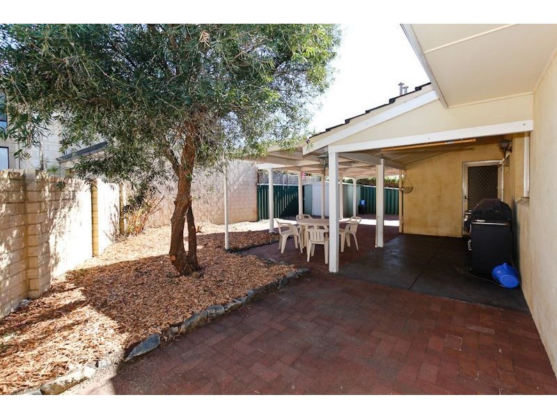 83 Rome Road, Melville WA 6156