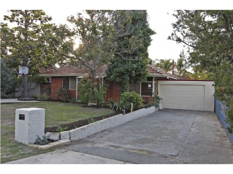 8 Alonso Street, Coolbellup WA 6163