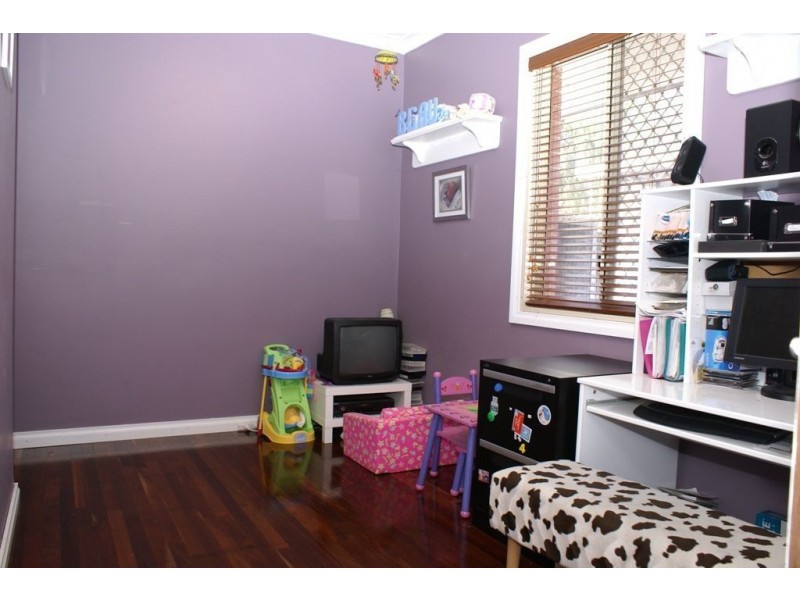 8 Alonso Street, Coolbellup WA 6163