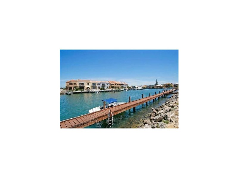 21/19 San Marco Quays, Halls Head WA 6210