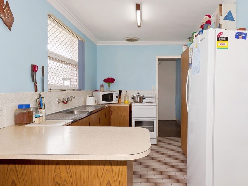 67 Bullfinch Street, Spearwood WA 6163