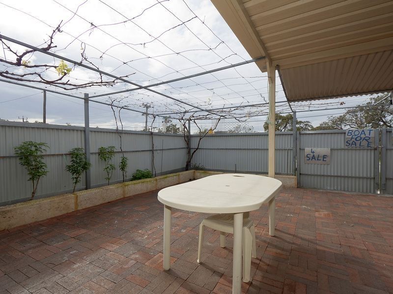 67 Bullfinch Street, Spearwood WA 6163