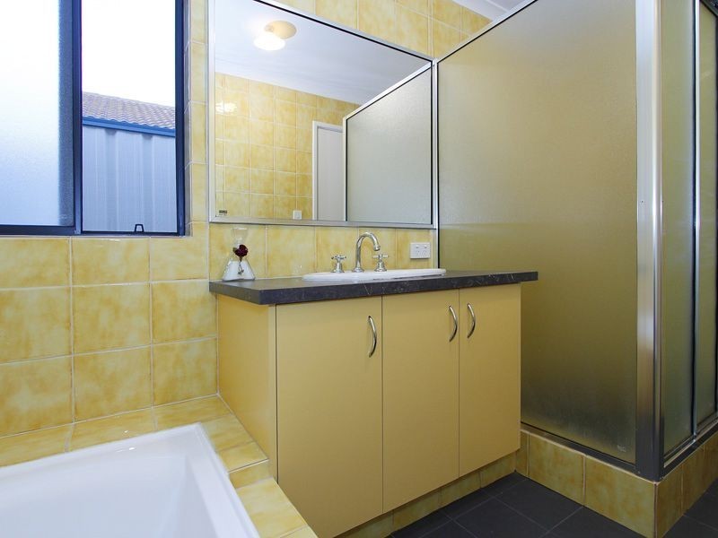 29 Mosman Loop, Success WA 6164