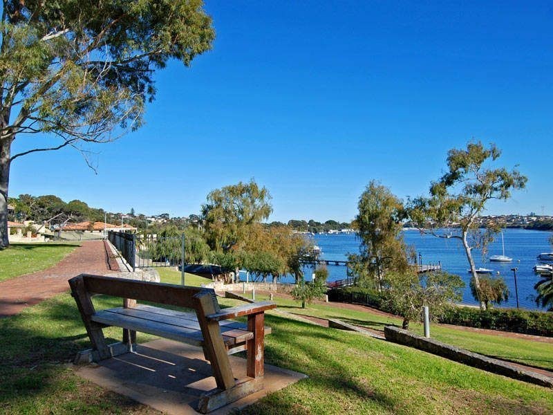 B/96 Moreing Road, Attadale WA 6156