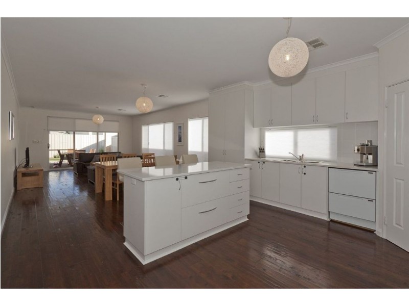 137a Clontarf Road, Hamilton Hill WA 6163