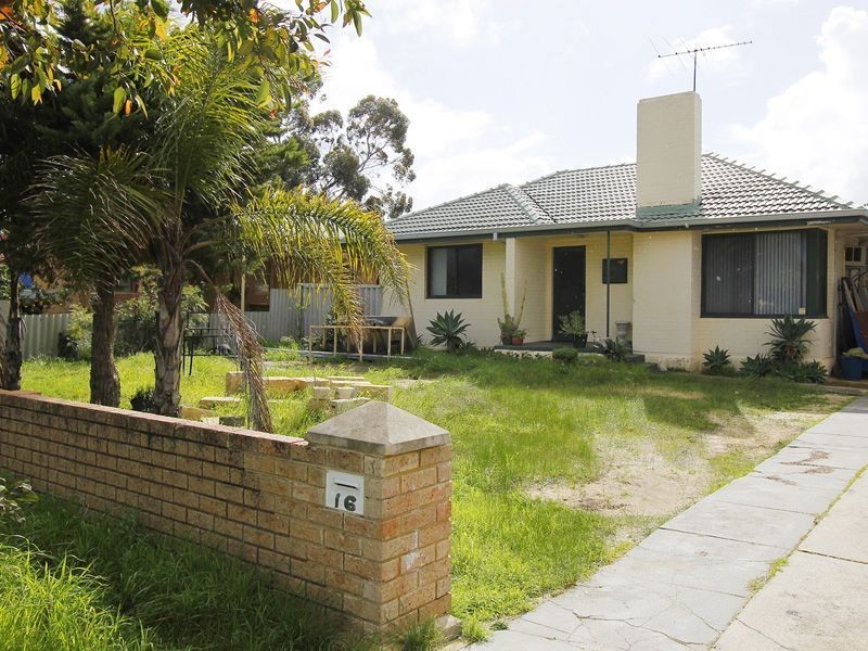 16 Counsel Road, Coolbellup WA 6163