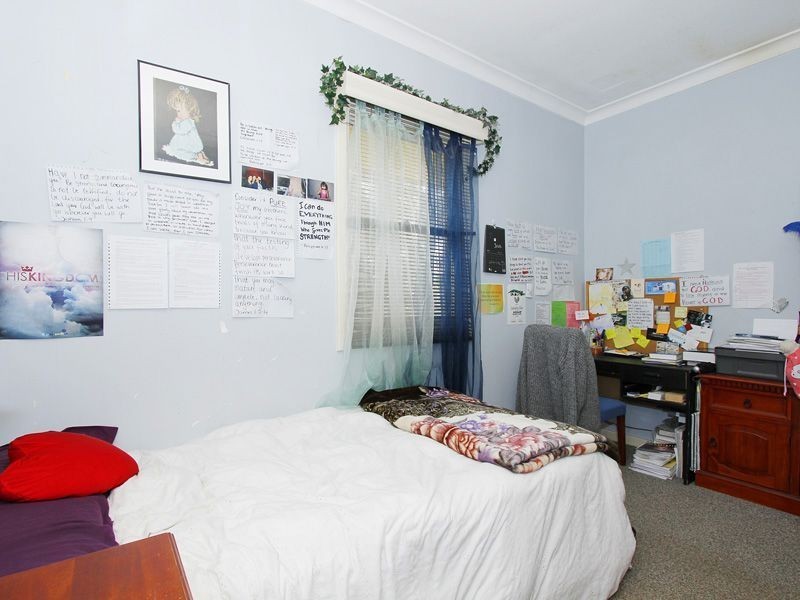 16 Counsel Road, Coolbellup WA 6163