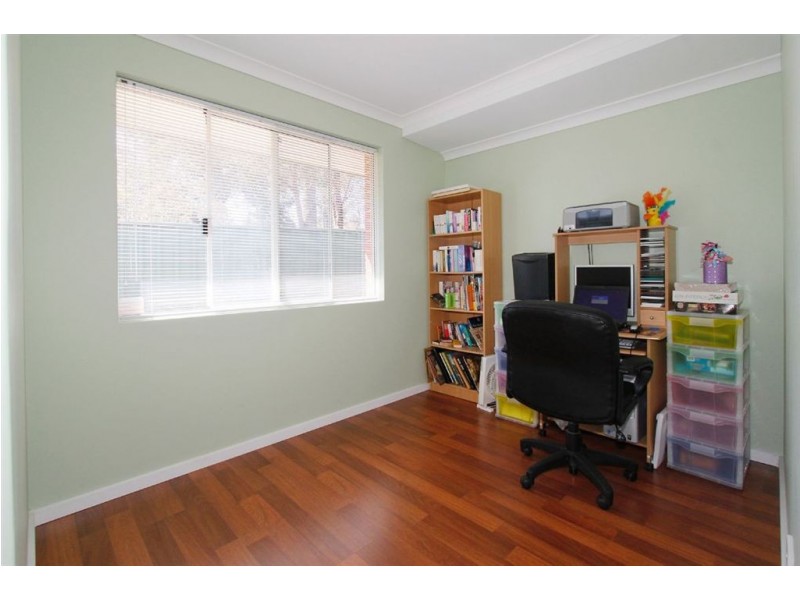 37 Marshwood Retreat, Bibra Lake WA 6163