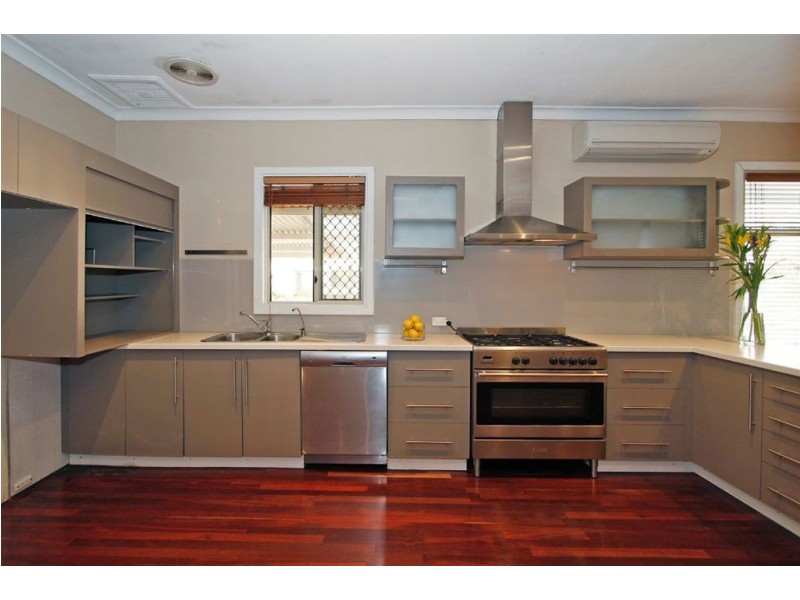 8 Alonso Street, Coolbellup WA 6163